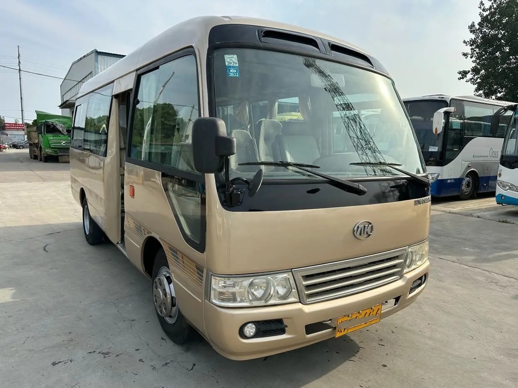 Benutzter Kleinbus-Händler EURO IV 19 Sitze Champagne Color Yuchai Engine 6 Meter Falttür-benutzte Ankai-Bus HK6606