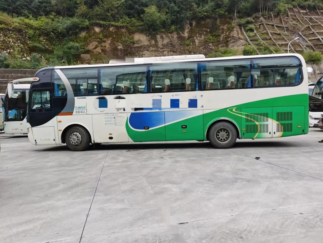Benutzter Sitz- EURO IV des Bus-Zug-43 Hand-Yutong-Bus ZK6110 LHD/RHD Airbag-Suspendierung Yuchai-Maschinen-310hp 2.