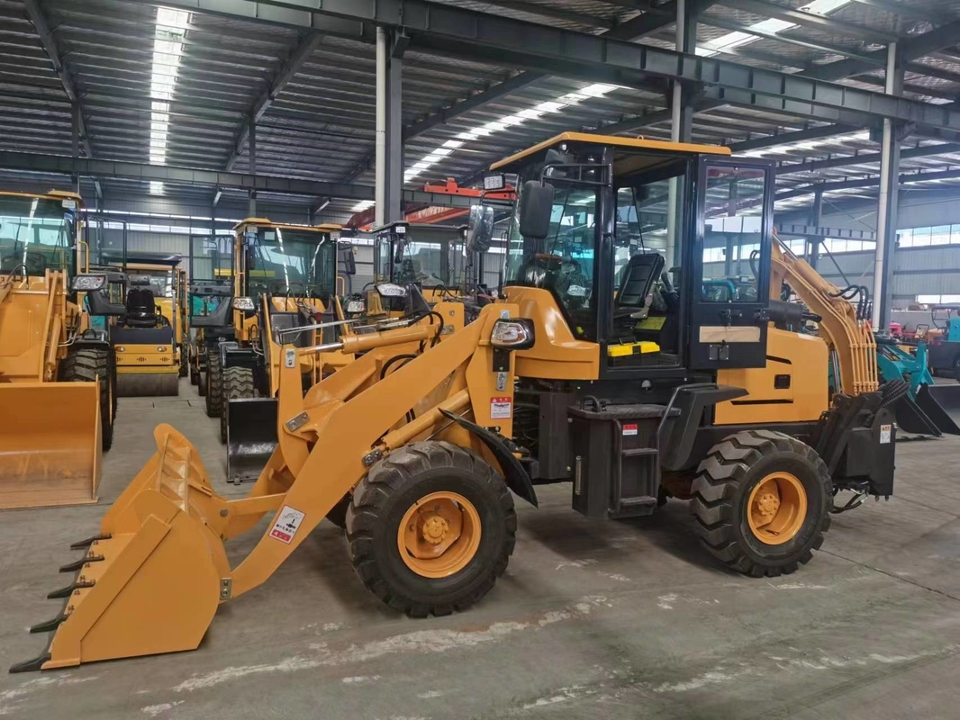 Benutzte Handels-LKWs 3,4 Tonnen Leergewicht-2 Meter maximale grabende Tiefen-nagelneue Baggerlader-