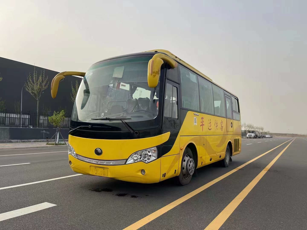 Benutzter Sitz2015-jähriger Singl-Beifahrertür-Ferntransport der Autobus-35 benutzte Youngtong-Bus ZK 6808