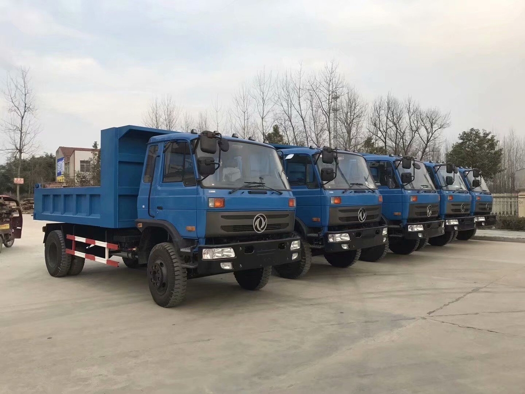 Benutztes LKW-Dump-blaues Farblicht Tipper Truck Dongfeng Brand 4×2 fahren Modell Curb Weight 6 Tonnen RHD