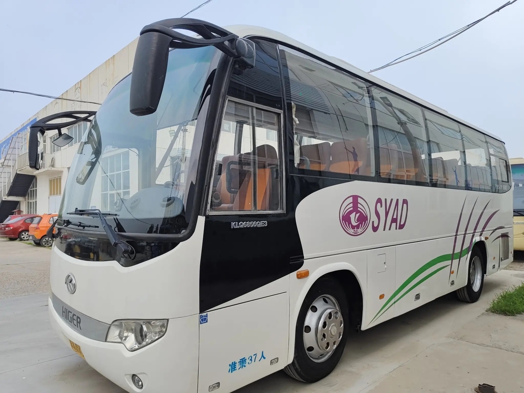 Benutzter Handelssitzweißer Farblinks-Hand-Antriebs-höherer Bus KLQ6856 der bus Yuchai-Maschinen-200hp Gepäckablage-37