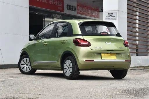 Gebraucht Neue Energiefahrzeuge Wuling Bingo 333KM 2023 Modell Aurora Grüne Farbe