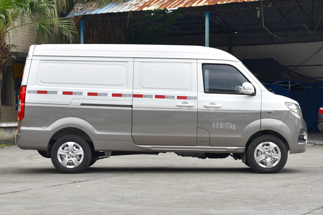 Gebrauchtes Mci Bus Jinbei 2023 Modell Lastwagen Minivan 2 Sitzplätze Klimaanlage CNG
