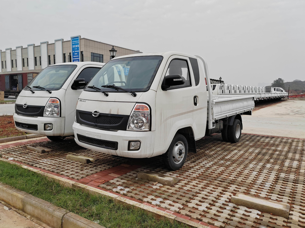 Lastwagen Größe 4*2 Antriebsmodus Sojen Leichtwagen Einfachkabine Diesel Isuzu Motor