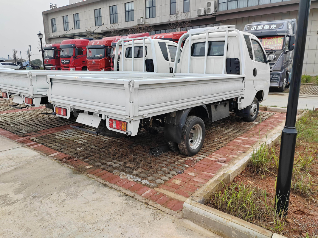 Lastwagen Größe 4*2 Antriebsmodus Sojen Leichtwagen Einfachkabine Diesel Isuzu Motor