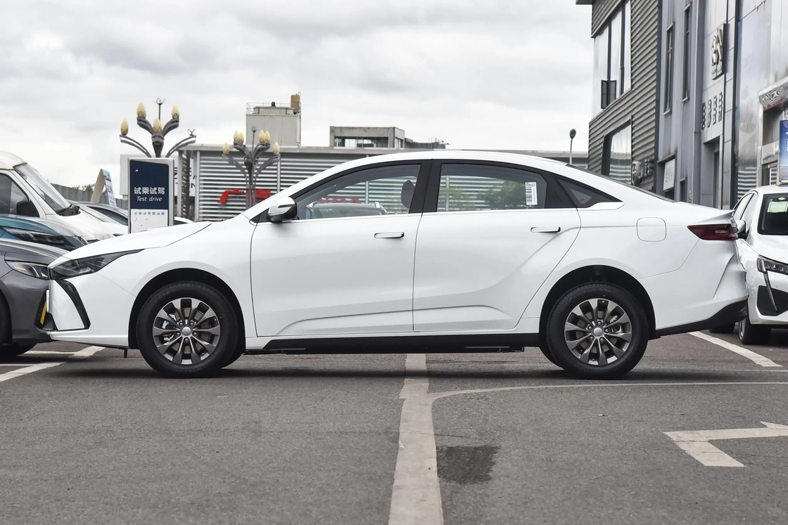 Elektrofahrzeuge Geely Atlas G6 Modell Neu 410KM 136 PS Rein elektrisch