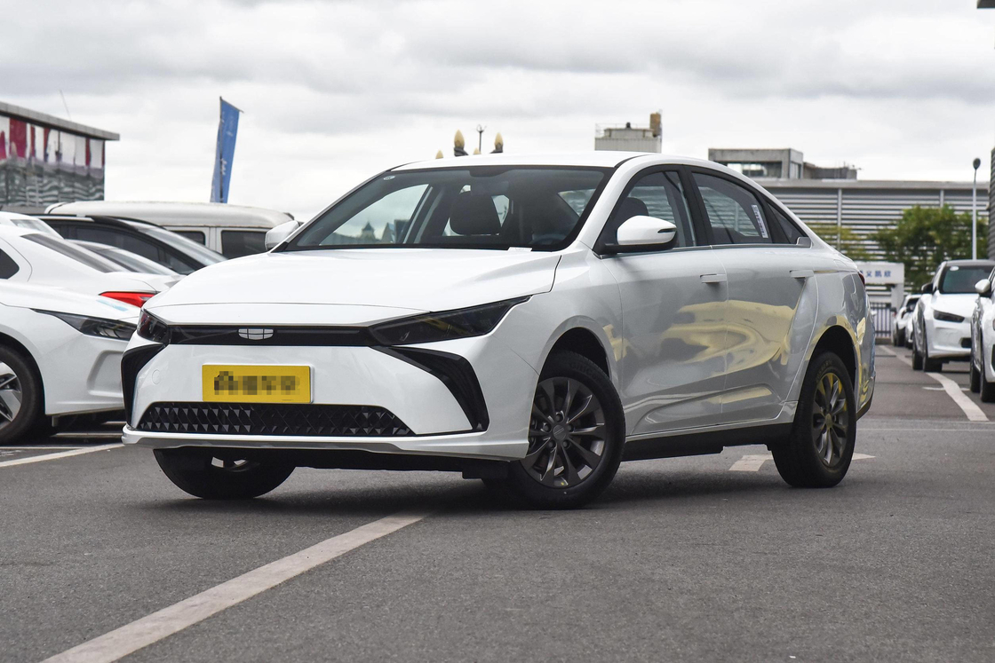 Elektrofahrzeuge Geely Atlas G6 Modell Neu 410KM 136 PS Rein elektrisch