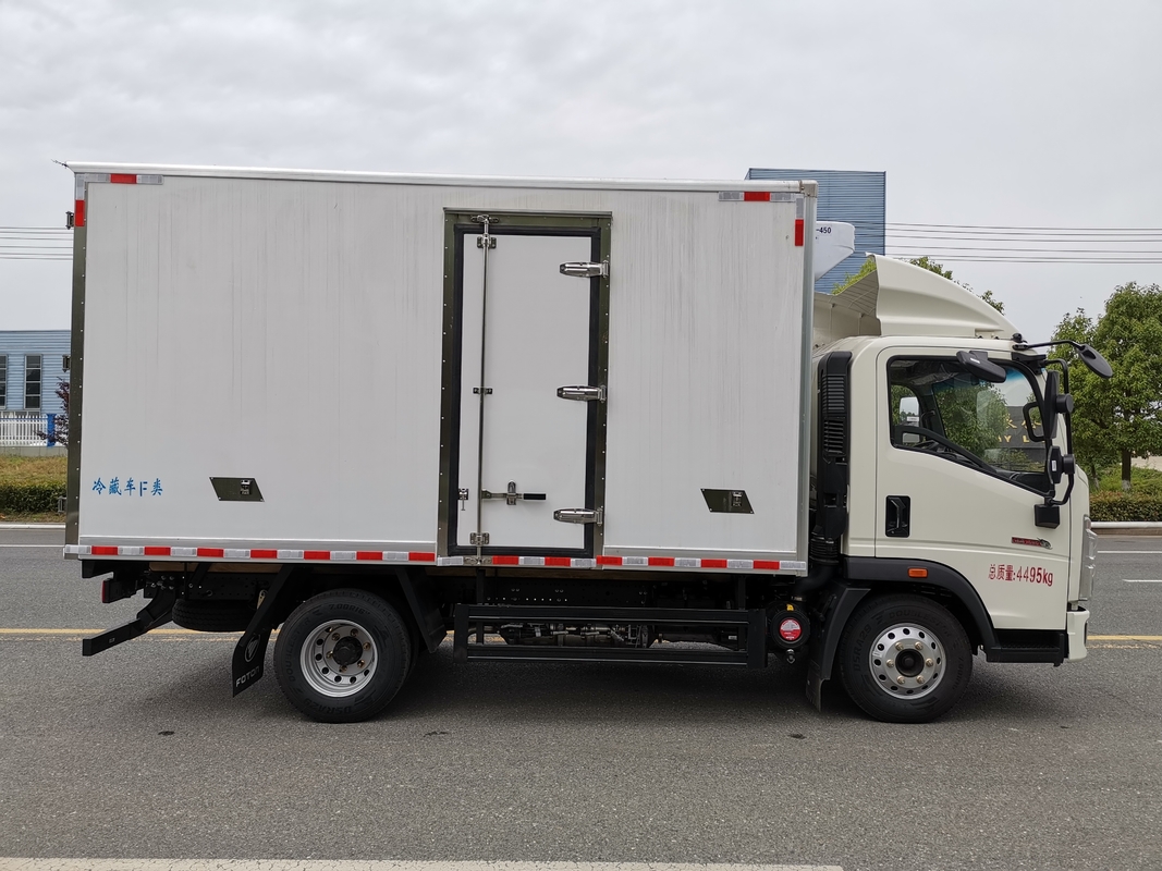 160 PS Lkw mit Kühlung Howo 18 Kubikmeter Van Weichai Motor 4*2 Antriebsmodus
