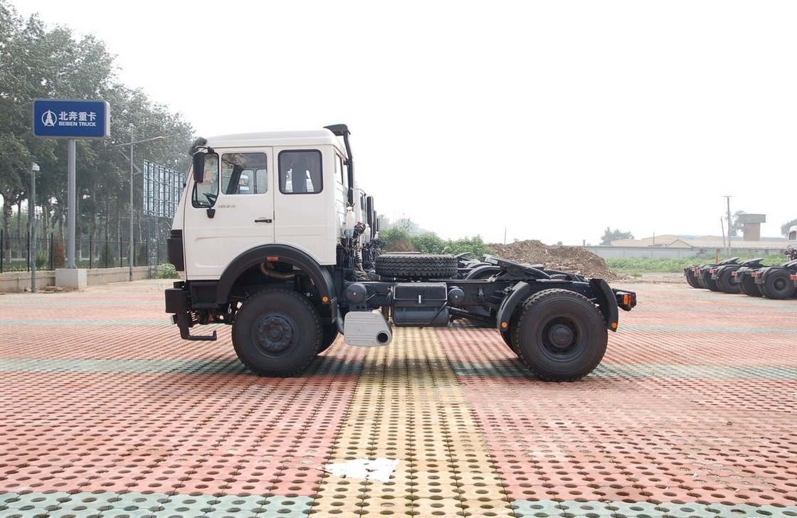 6 Reifen Gebraucht mittelgroße Lastwagen 4*2 Beiben Kopf Traktor 300 PS Flachdach Euro 3