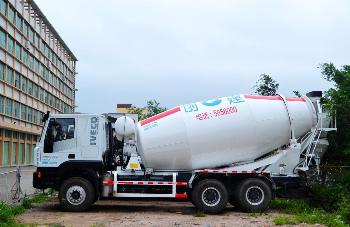 Hongyan 6*4 Kleiner Betonmischer-LKW 5 Kubik 10 Reifen Linkslenker Euro 4
