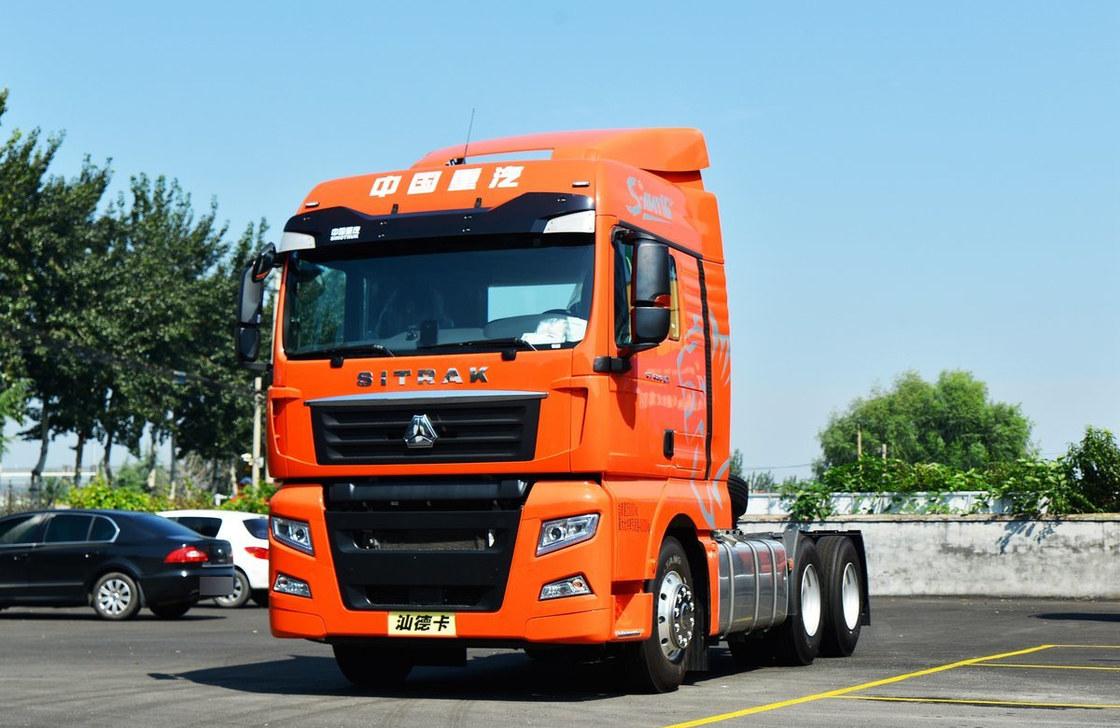 Traktor 6*4 Schwerlastwagen Sinotruck SITRAK G7 Hochdach 480 PS AMT Blattfeder