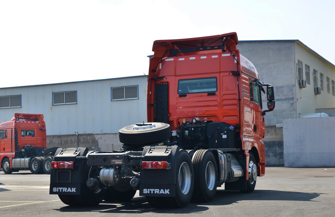 Traktor 6*4 Schwerlastwagen Sinotruck SITRAK G7 Hochdach 480 PS AMT Blattfeder
