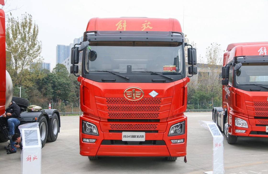Traktor Anhänger Lkw Jiefang JH6 6*4 Antrieb 510 PS CNG Weichai Motor Euro 6