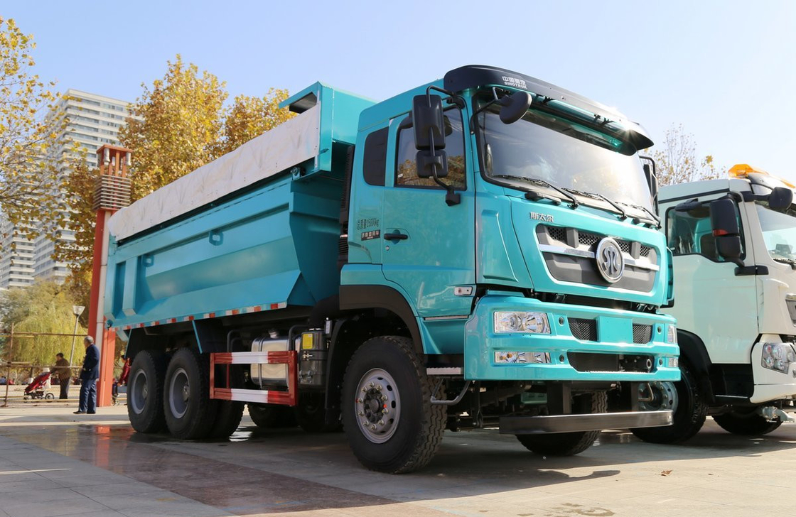 Sino-Bergbaufahrzeug 380 PS Inline Sechszylinder 8,7 Meter Lang 6*4 Steyr D78 LHD/RHD