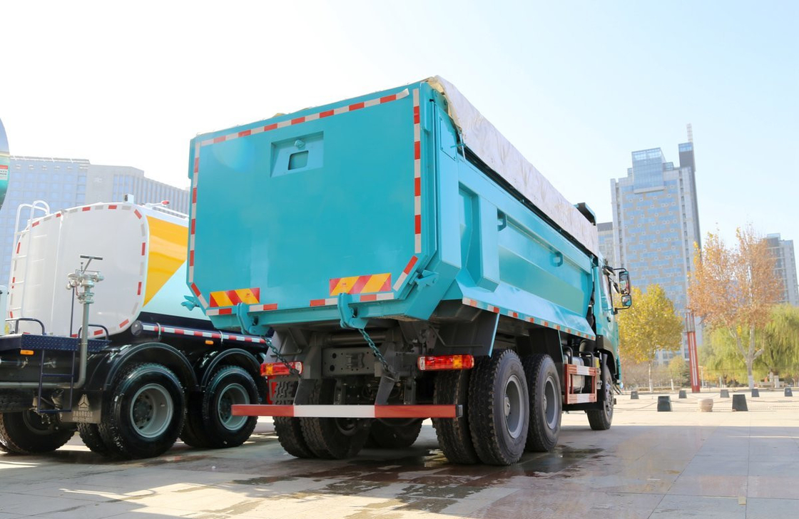 Sino-Bergbaufahrzeug 380 PS Inline Sechszylinder 8,7 Meter Lang 6*4 Steyr D78 LHD/RHD