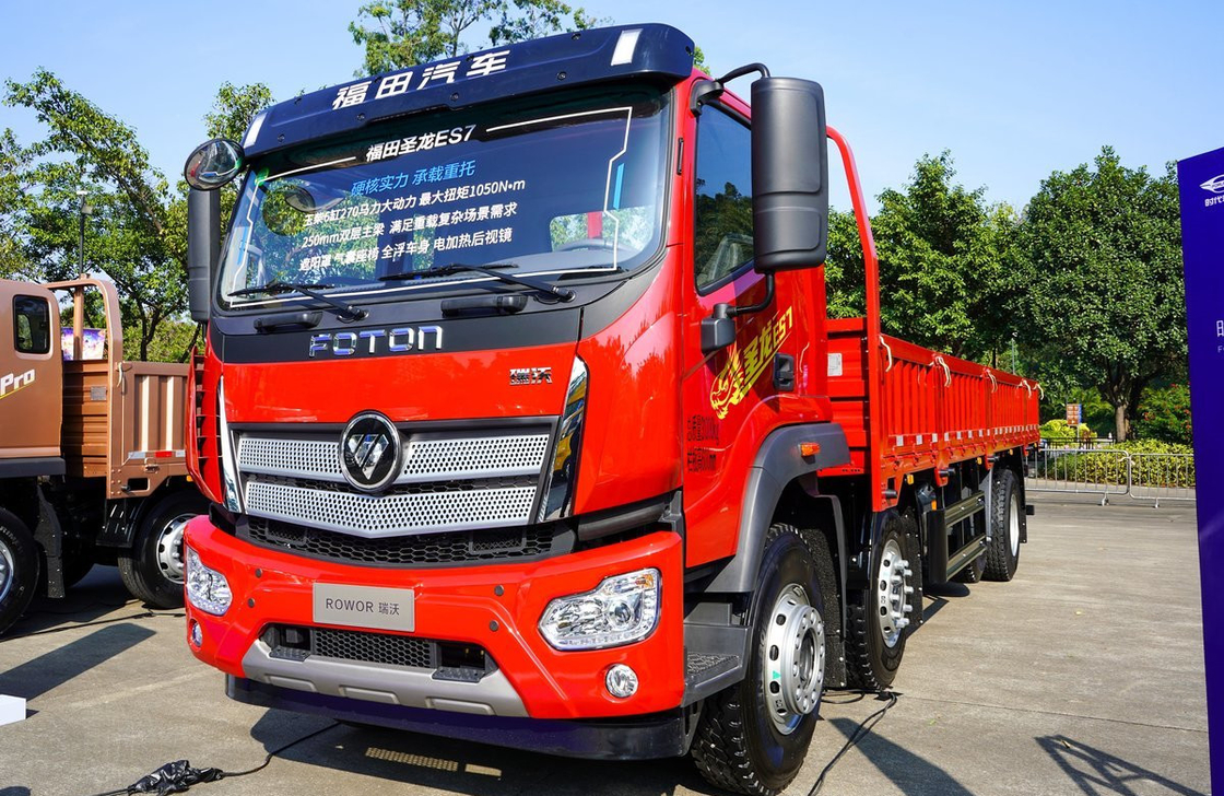 Gebrauchtes Sino-LKW Yuchai Motor 270 PS 8*2 Fahrmodus 2 Sitzplätze Einzelschlafwagen