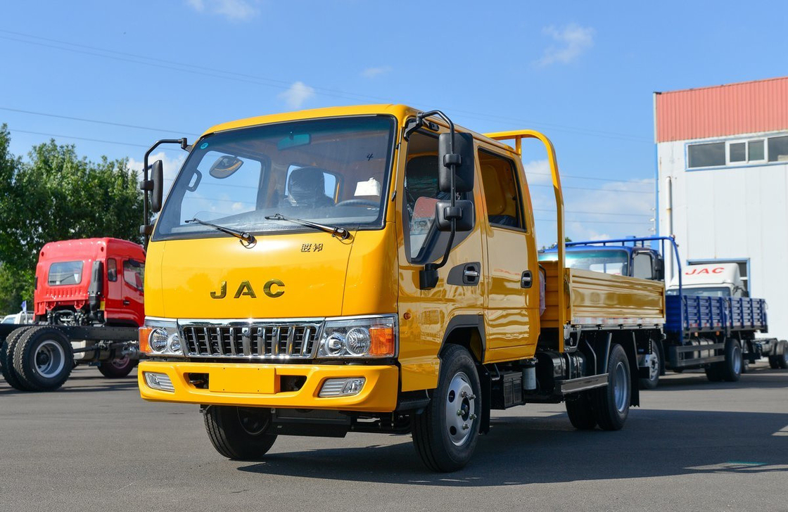 Gebrauchtes Mini-LKW Doppelcabine 2+3 Sitzplätze Geschwindigkeit 100 km/h JAC Flat Box LKW