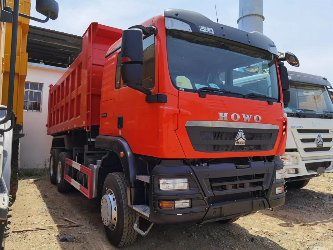 Howo Truck Euro 5 Howo 6*4 TX 336 PS brandneue Vorderseite Hydraulisches Heben 10 Reifen