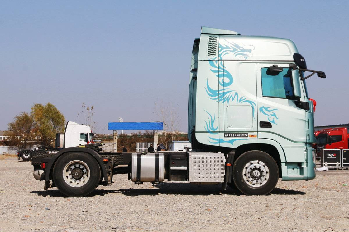 Traktorkopf Lkw Eaton 12. Gang Dongfeng GX 4*2 Traktionsmasse 35 Tonnen 480 PS Schwerlastwagen