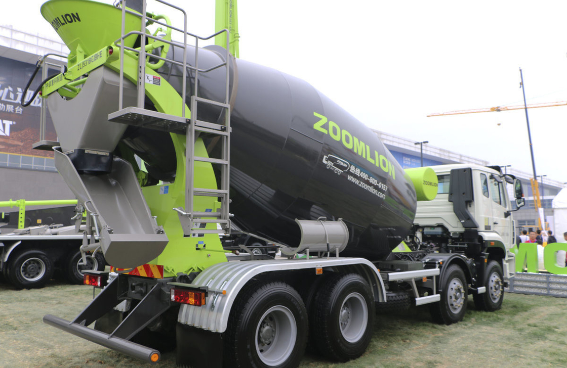 Betonmischfahrzeug Ghana Hohan J5G 8*4 Fahrwerk Zoomlion Tanker 8M3 Dieselmotor 310 PS