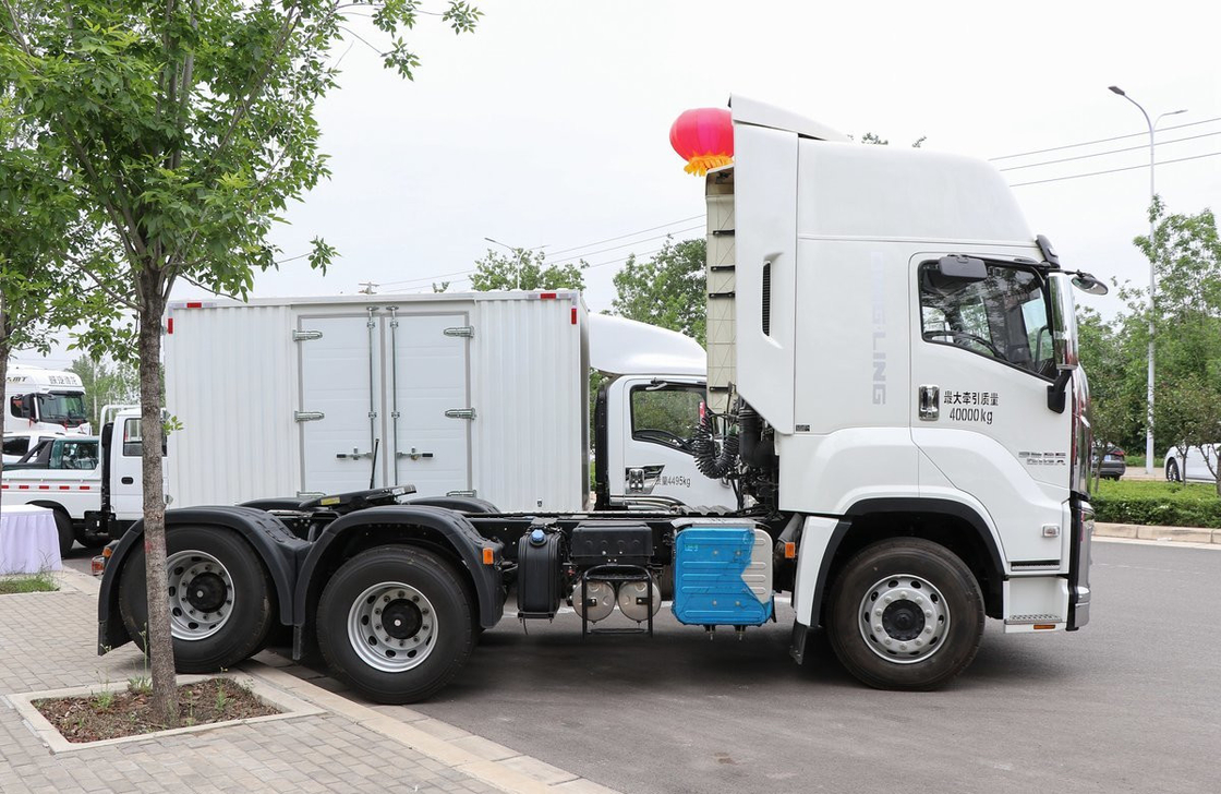ZF Getriebe Automatik 6×4 ISUZU Anhängerkopf 520 PS Hochdachkabine