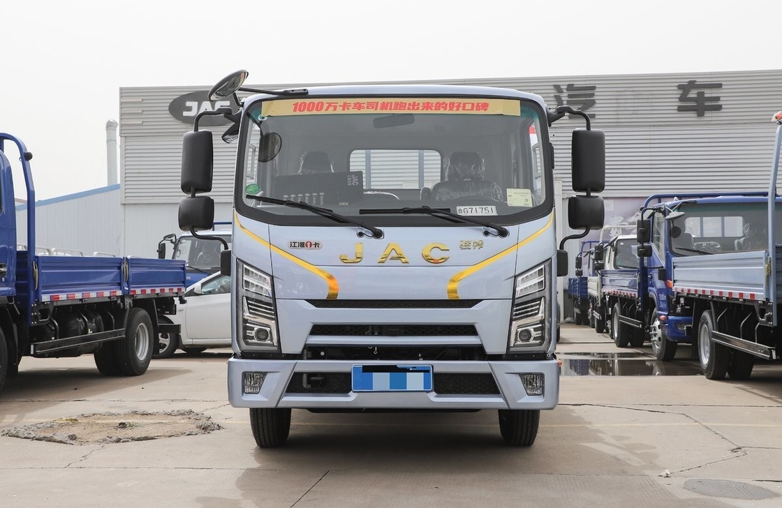 Box Lkw JAC 4*2 Leichtwagen Lkw Flachbett 6 Räder Einfachachse 4 Meter lange Box