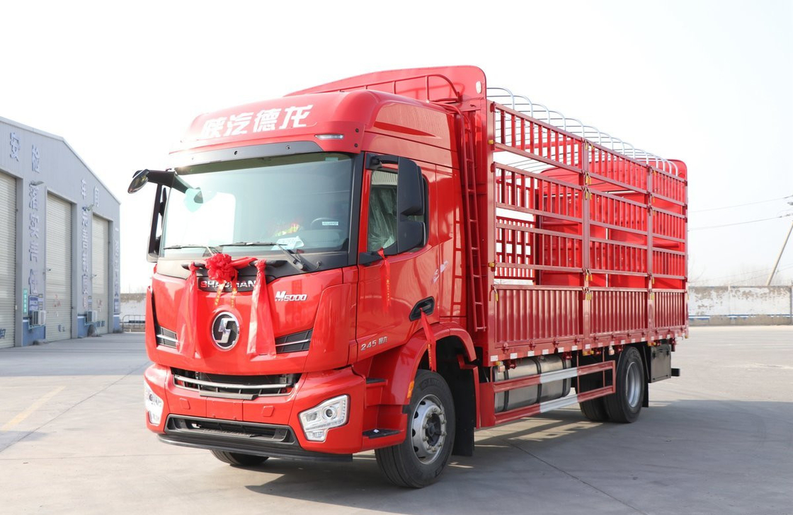 Zäune Lkw Shacman M6000 4*2 Lkw Weichai 245 PS Motor 8 Drehzahl Handbuch