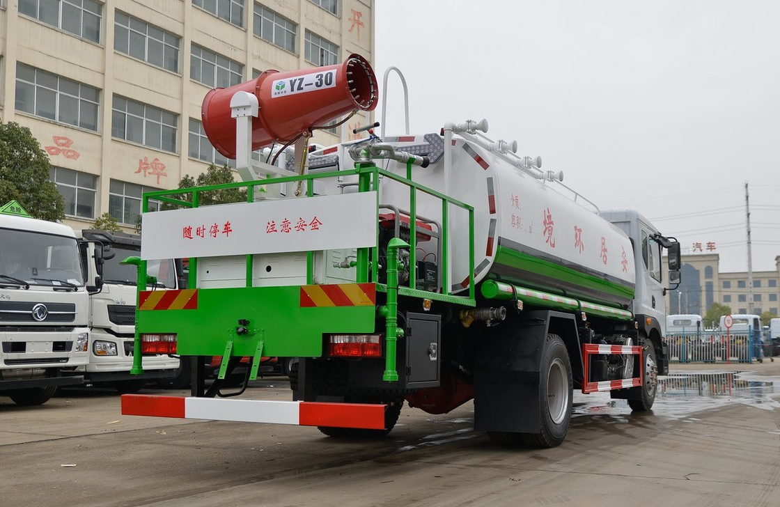 Straßensprinkler-Truck Dongfeng 4×2 Wasser-Tanker mit Atomizer-Kanone 230hp Cummins-Motor