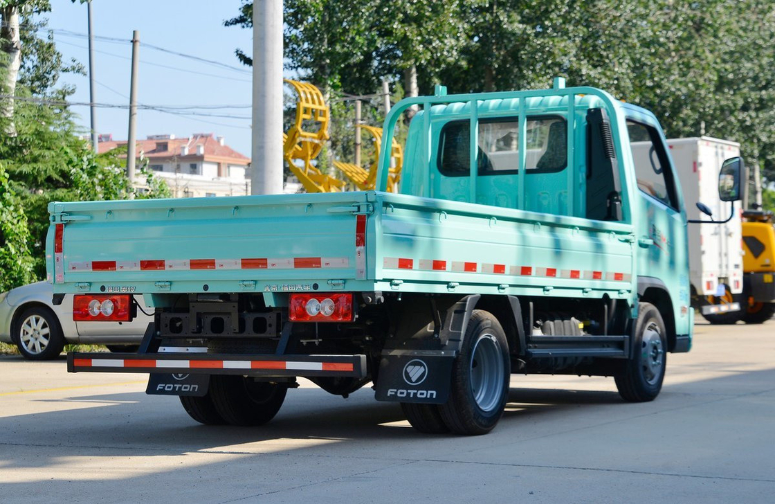 Gebrauchtes LKW Einzelkabine Foton Leichtwagen Flachbett 3,7 Meter lang Doule Hintertriebe