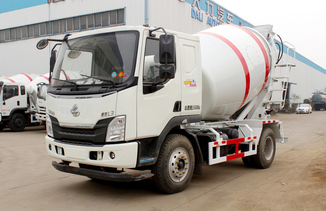 Betonmischer Lkw Liuqi 4×2 mit 6 Reifen Kleiner Zementmischer 4 Kubik Tanker Kapazität 160 PS