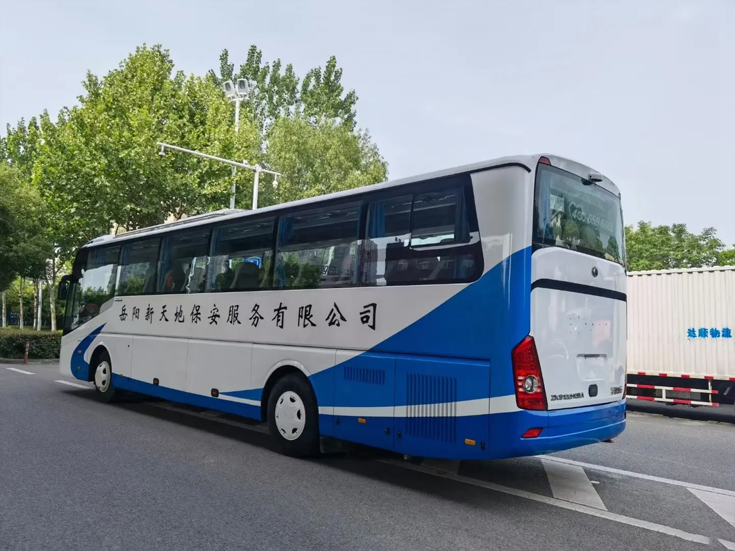 ZK6122 Yutong Gebrauchtpassagierbus / 59-Sitzer-Doppeltürer-Linkenfahrer-Bus Euro 4
