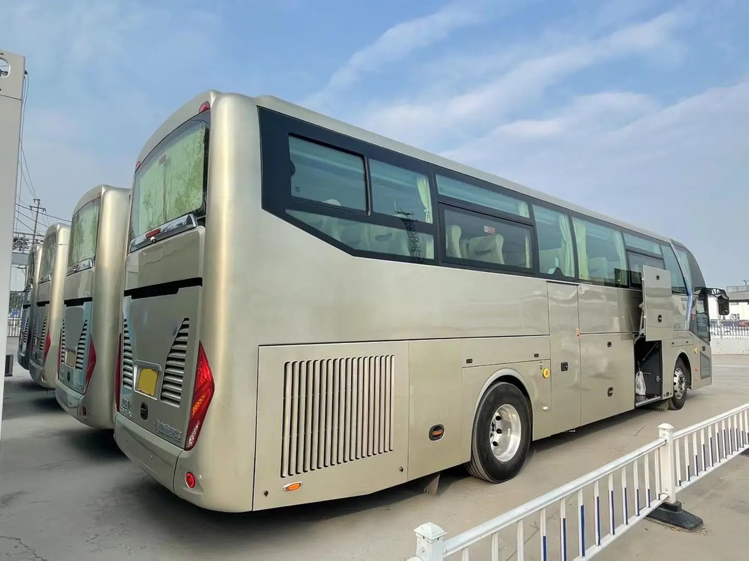 LCK6126 Zhongtong Gebrauchtpassagierbus 54-Sitzer Doppeltürer Luftsitz Großraum Luxusbus