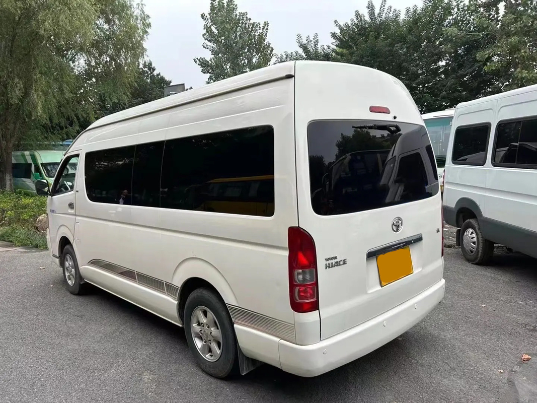 Toyota Hiace Electric Mitttürer 4-Türer 13-Sitzer 2.7L L4 Selbstprimierender Gebraucht-Luxus-Minibus