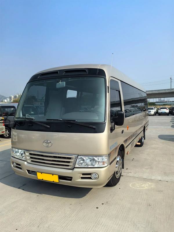 Toyota Coaster 20-Sitzer Elektro-Chinese-Tür China IV Champagner Gold mittelgroßer Geschäftsbus