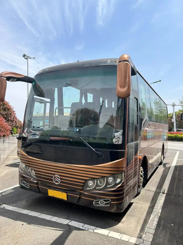 Gebraucht Luxusbus 39 Sitzplätze Gold Farbe Euro 4 Yuchai Motor Golden Dragon Bus XML6907