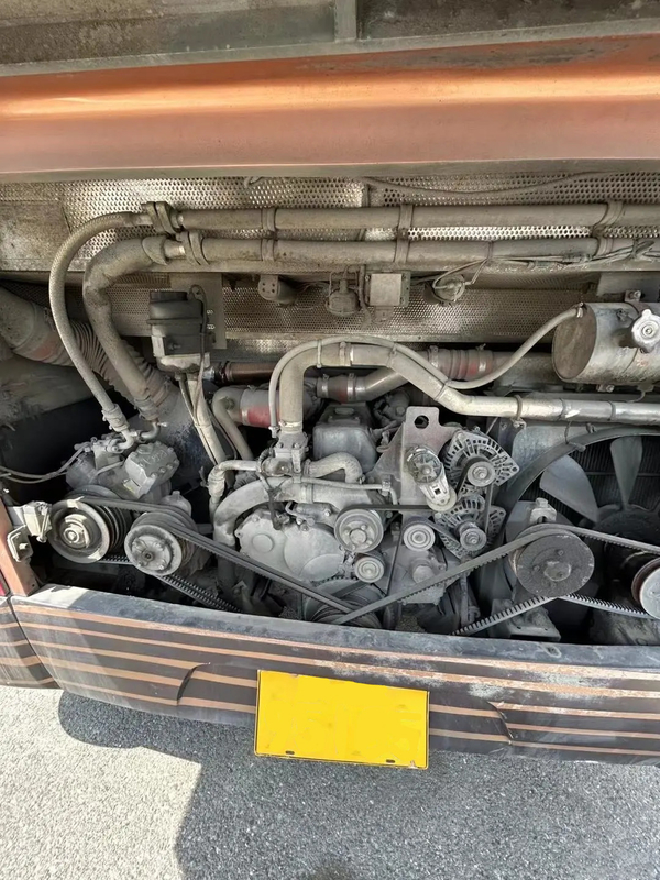 Gebraucht Luxusbus 39 Sitzplätze Gold Farbe Euro 4 Yuchai Motor Golden Dragon Bus XML6907