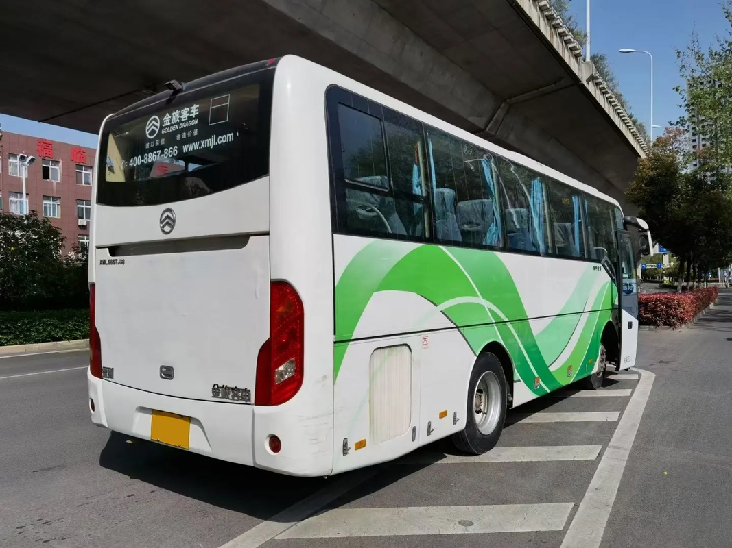 XML6857 33-Sitzer weißer Dieselmotor mit Eintür und Klimaanlage
