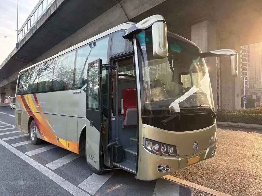 41 Sitzplätze gute Klimaanlage, Dieselmotor hinten, Luxus und Komfort Gebrauchtpassagierbus