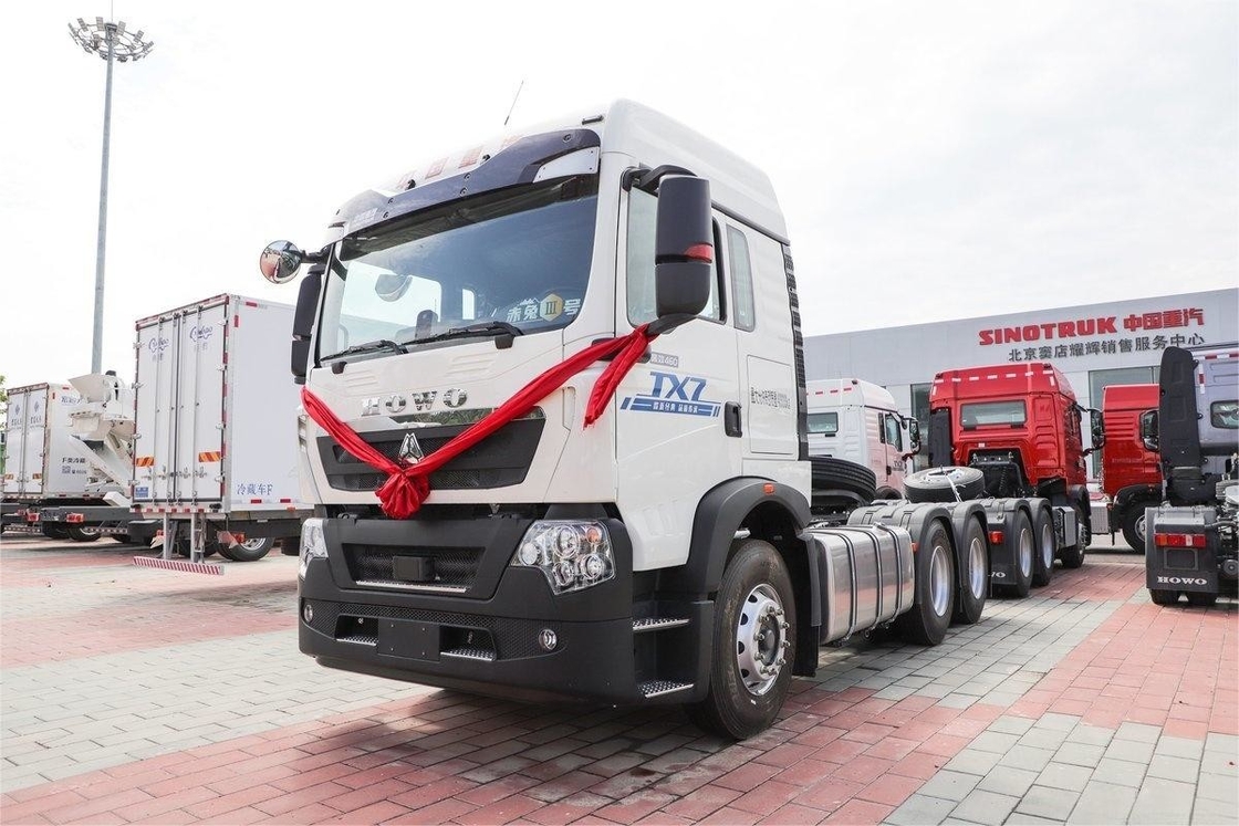Howo Traktorfahrzeuge 12Gear 6*4 Zehn Reifen 460 PS 6 Zylinder Dieselmotor Einreihe Halbfahrzeuge