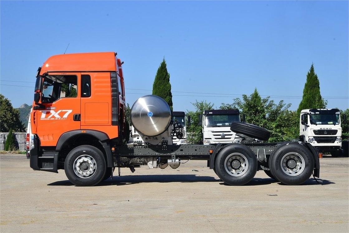 480 PS HOWO Traktor Nationaler VI Emissionsstandard Ablenker Hinterdoppelachse LNG