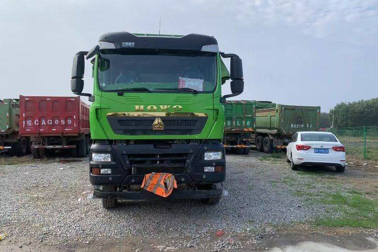 Sino Truck Dump 8×4 Howo TX7 Tipper 2020 Jahr Weichai 400 PS Leistungsstarker Motor 50 Tonnen Nutzlast
