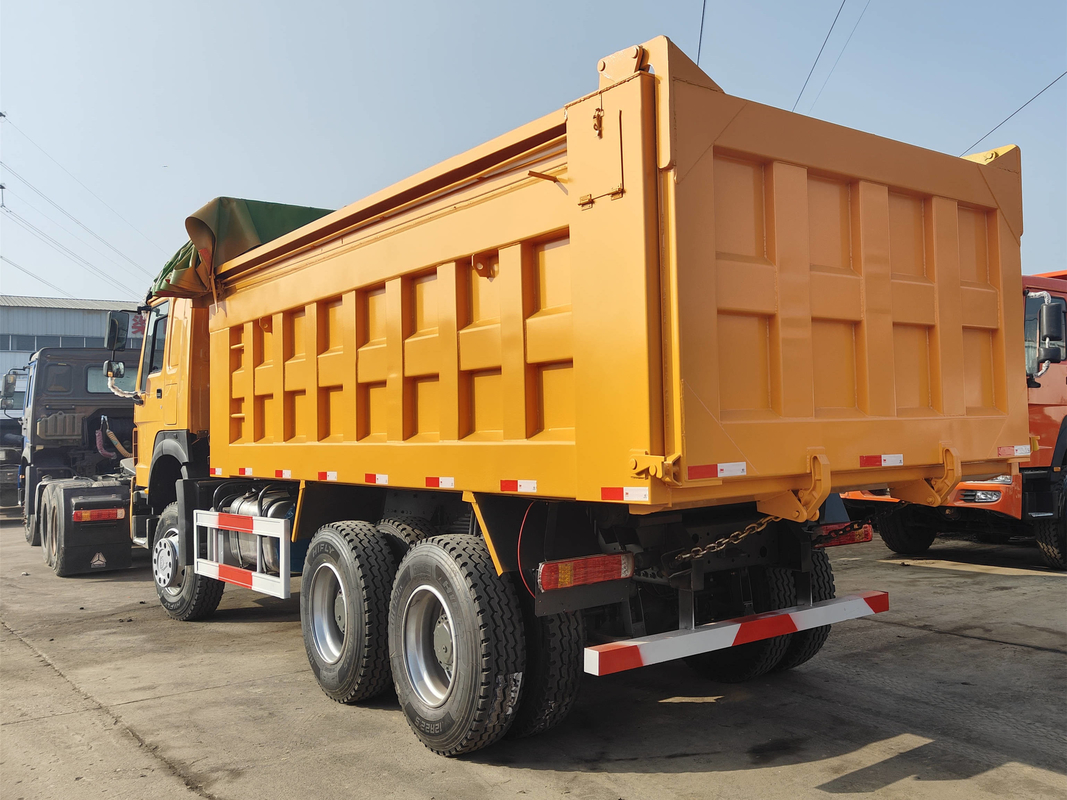 Sino Truck Dumper Neuer großer Eimer 30 Tonnen 6*4 Howo Tipper mit Abdeckung Neue Reifen Einfachschläfer
