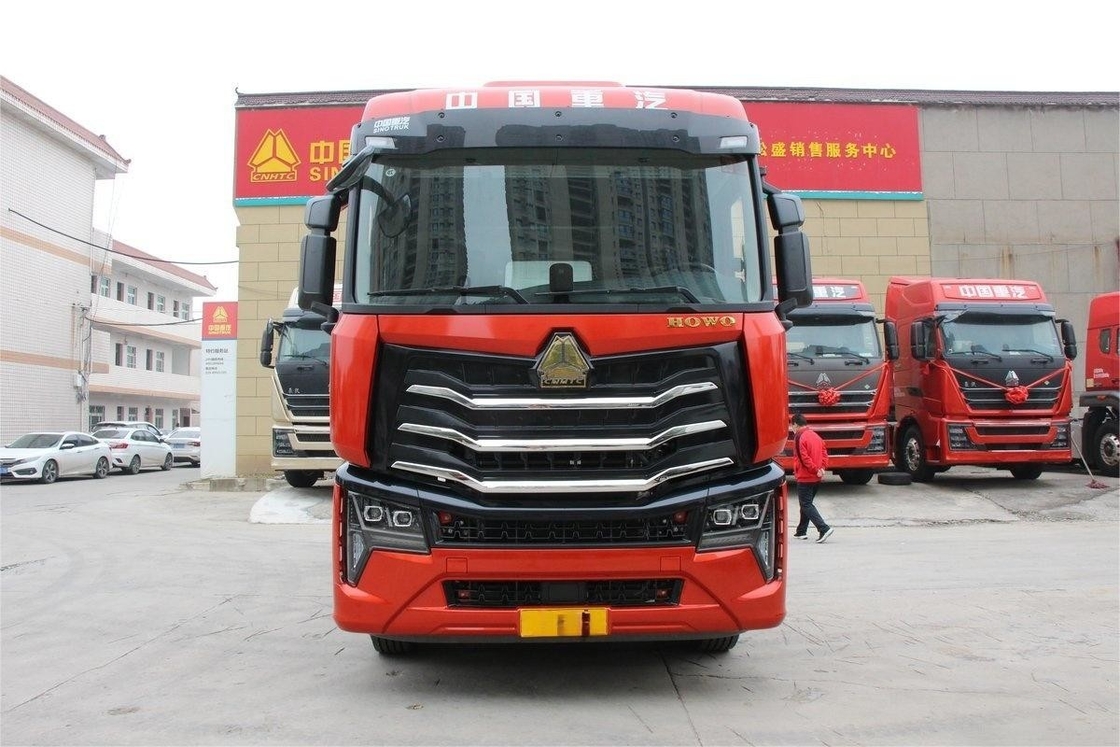 HOWO Max Schwerlastwagen 480 PS Hochdach 6X4 Diesel Manual 12-Gang National VI Traktor