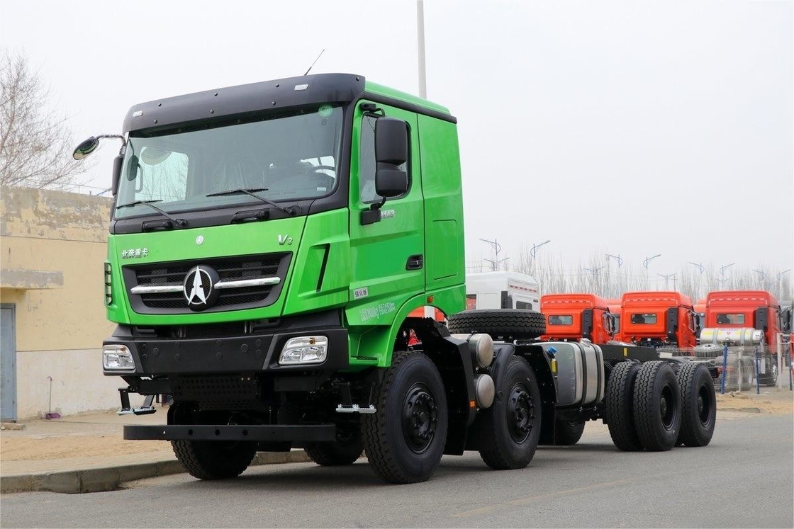 430 PS 8X4 6,5 m Luftsack Stoßdämpfer Sitz U-förmiger Laderaum Beiben Dump Truck Chassis
