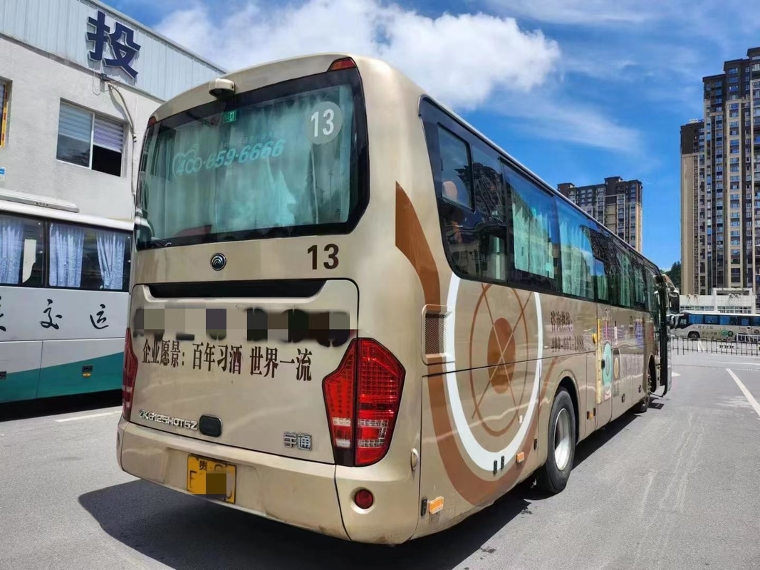 Gebraucht-Touristenbus 52 Sitzplätze 2020 Jahr Yutong Shuttle Bus ZK6125 Champagnerfarbe