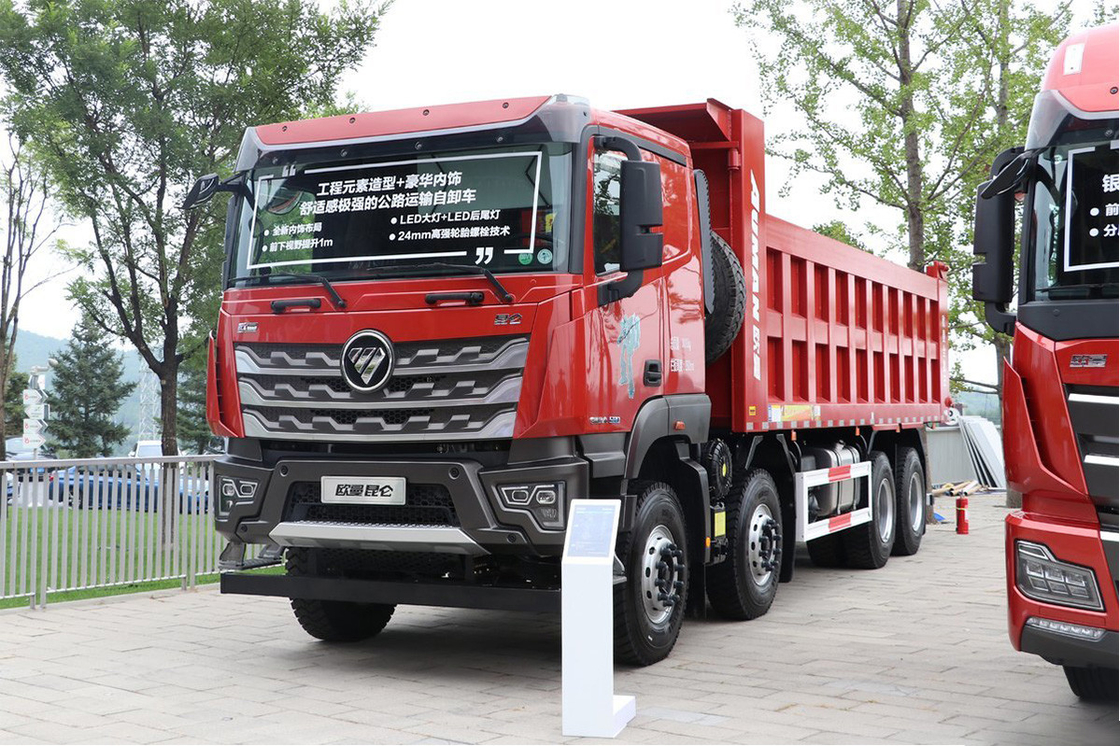 Foton Dump Truck 15 Tonnen 580 PS 8X4 7,6M Rotkörper Doppelrückachse U-förmige Ladekiste