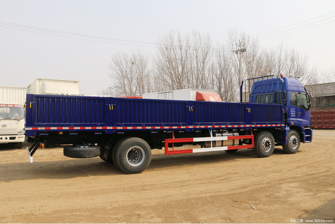 6er Schwerlastwagen Foton Auman Flatbed Truck Diesel 8-Geschwindigkeit 245PS 6X2 9,53m Blauer Körper
