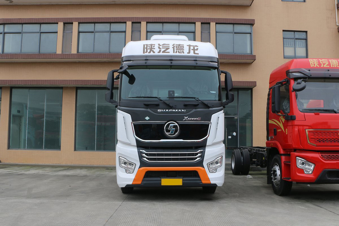 Shacman Traktor LKW X5000S Einreihe Halbsitz 560 PS 12-Gang 6X4 LNG Traktor