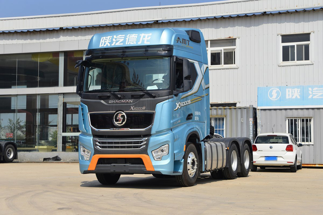 Shacman Schwerlastwagen Hochdach-Klimaanlage Leichentuch 560 PS 16-Gang 6X4 AMT-Traktor